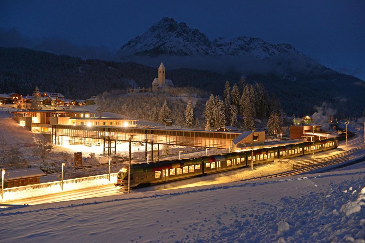 Alpenwellnesshotel St. Veit セスト エクステリア 写真