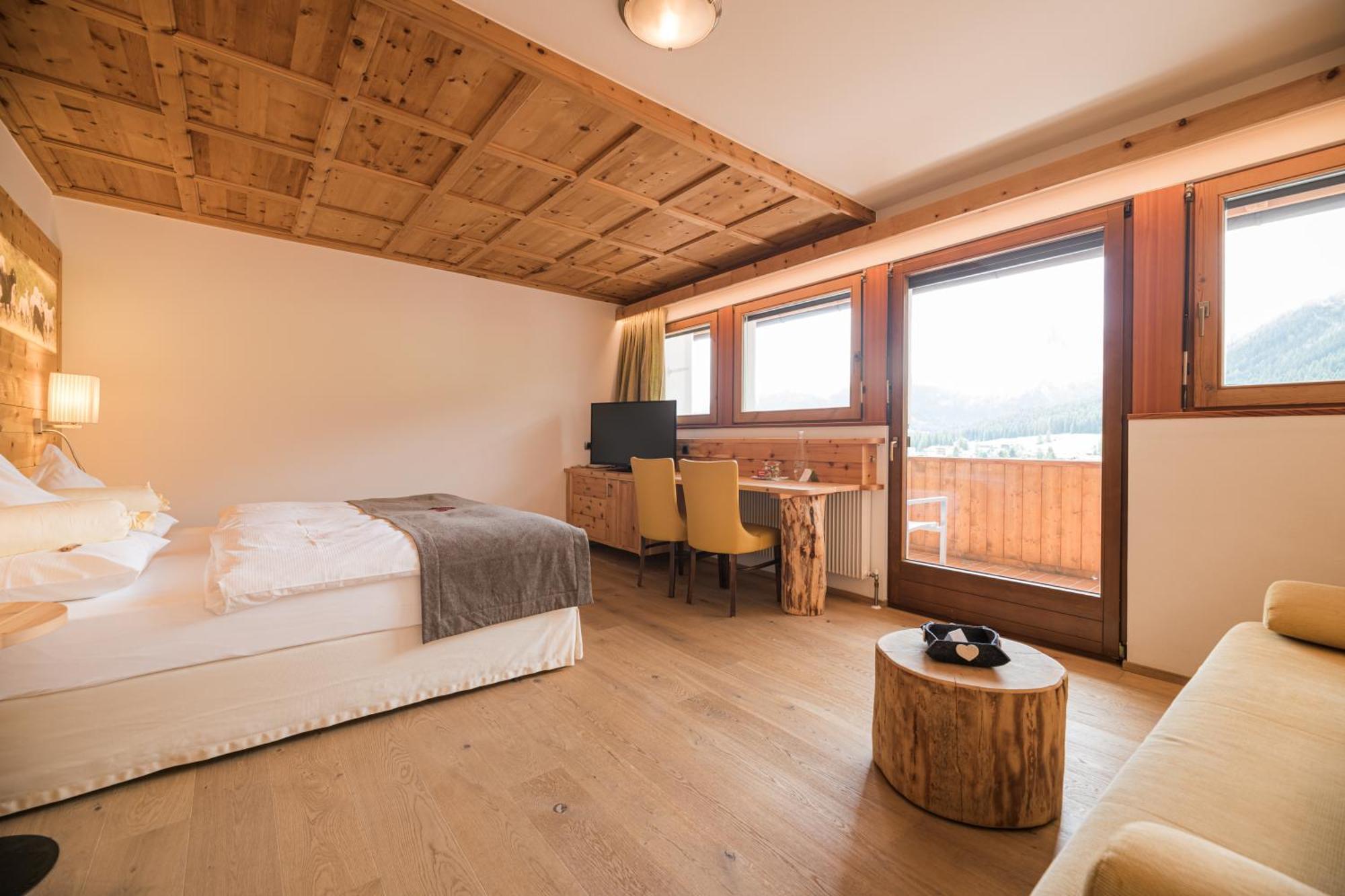Alpenwellnesshotel St. Veit セスト エクステリア 写真