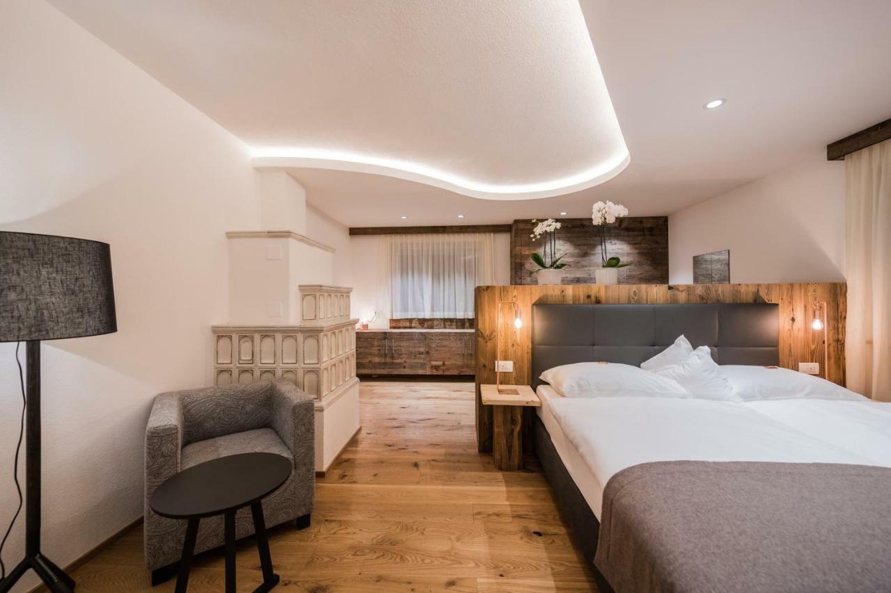 Alpenwellnesshotel St. Veit セスト エクステリア 写真
