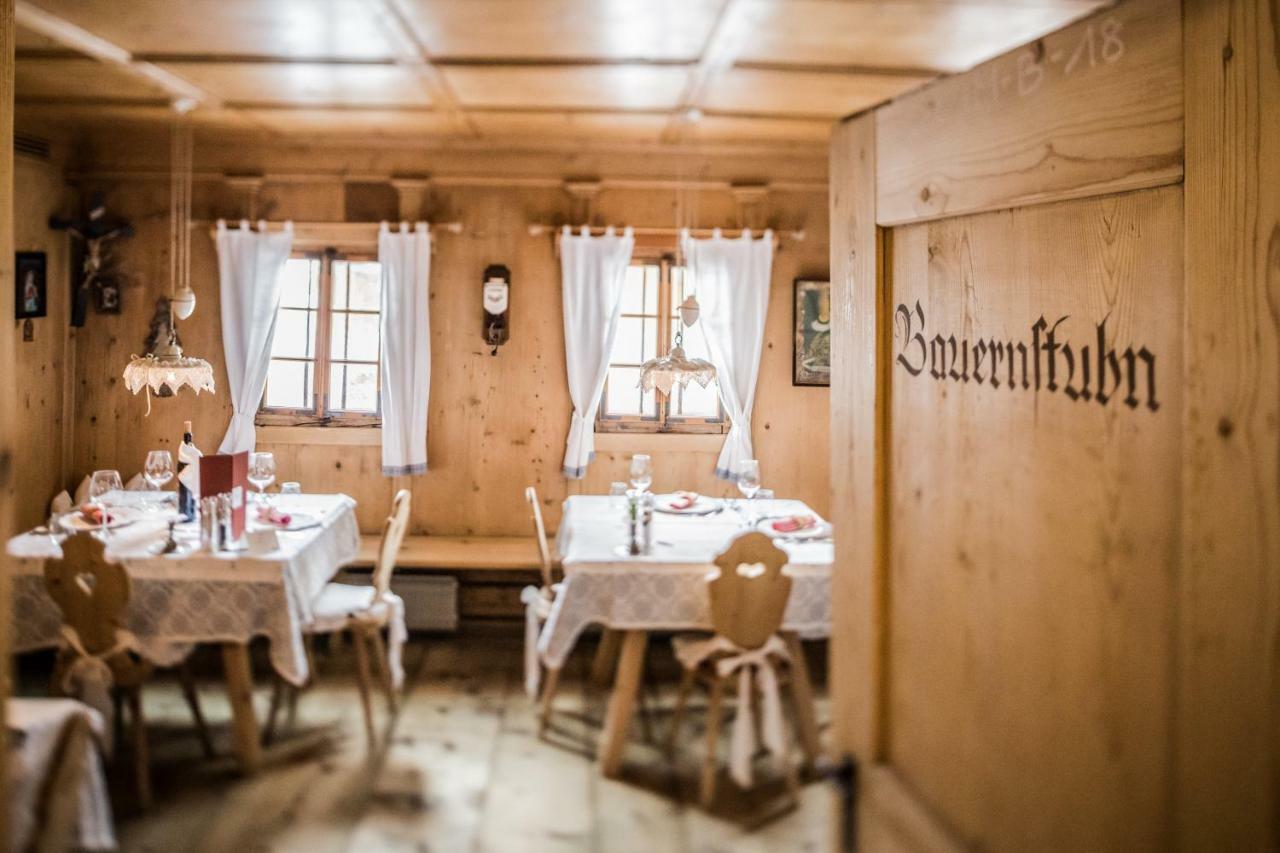 Alpenwellnesshotel St. Veit セスト エクステリア 写真