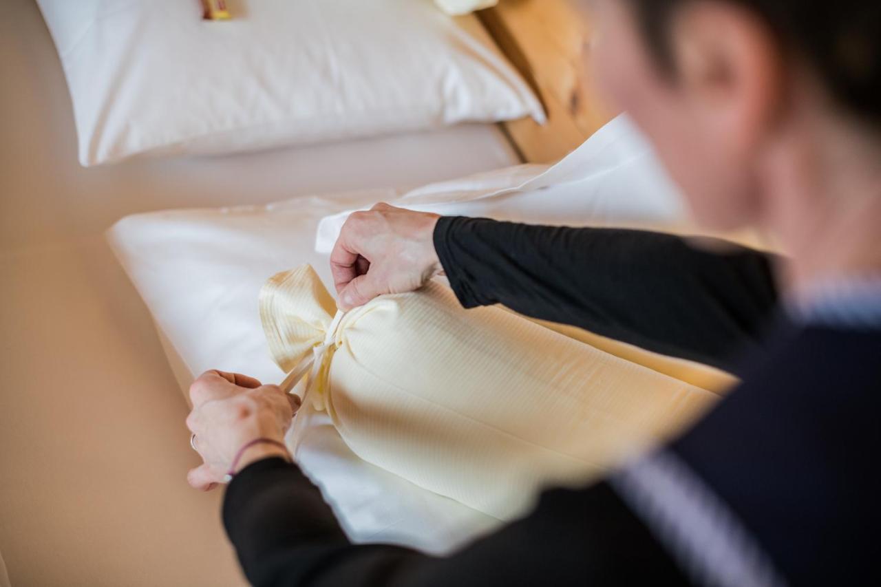 Alpenwellnesshotel St. Veit セスト エクステリア 写真